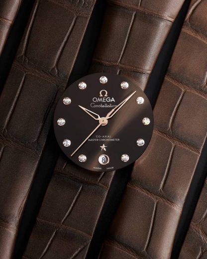 Omega Constellation 36 mm, staal - Sedna™ gold met leren band 131.28.36.20.63.001 - Afbeelding 6