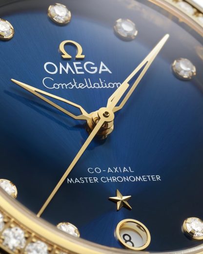 Omega Constellation 36 mm, staal - geelgoud met leren band 131.28.36.20.53.001 - Afbeelding 3