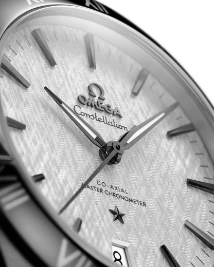 Omega Constellation 41 mm, staal met leren band 131.33.41.21.06.001 - Afbeelding 3