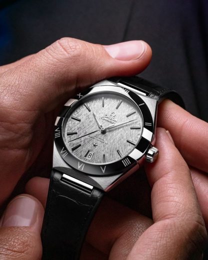 Omega Constellation 41 mm, staal met leren band 131.33.41.21.06.001 - Afbeelding 6