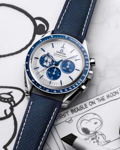 Omega Exclusieve toegang ‘Silver Snoopy Award’ Speedmaster Anniversary Series 42 mm, staal met gecoate nylon stoffen band 310.32.42.50.02.001 - Afbeelding 4