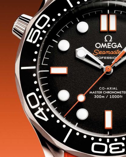 Omega Nieuw Seamaster Diver 300M 42 mm, staal met rubberen band 210.32.42.20.01.006 - Afbeelding 3