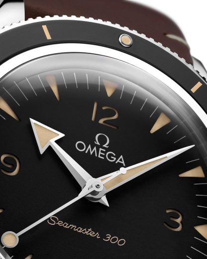 Omega Seamaster 300 41 mm, staal met leren band 234.32.41.21.01.001 - Afbeelding 3