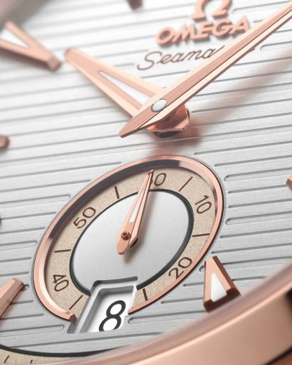 Omega Seamaster Aqua Terra 150M 41 mm, Sedna™ gold met rubberen band 220.52.41.21.02.001 - Afbeelding 3