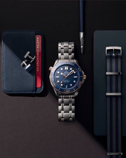 Omega Seamaster Diver 300M 42 mm, staal - Sedna™ gold met staal - Sedna™ gold 210.20.42.20.03.002 - Afbeelding 3