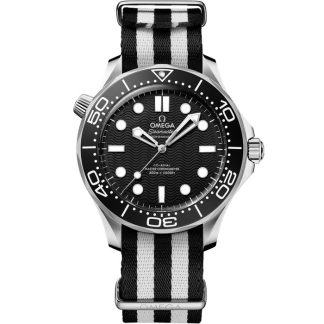 Omega Seamaster Diver 300M 42 mm, staal met NATO horlogeband 210.32.42.20.01.005