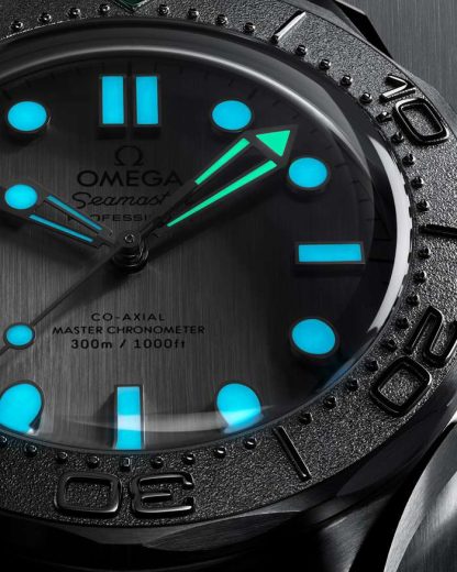 Omega Seamaster Diver 300M 42 mm, staal met rubberen band 210.32.42.20.06.002 - Afbeelding 4