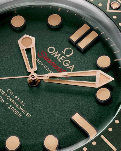 Omega Seamaster Diver 300M 42 mm, titanium - bronsgoud met rubberen band 210.92.42.20.10.001 - Afbeelding 5