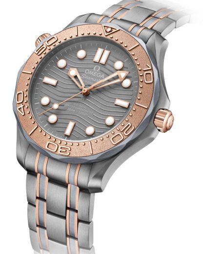 Omega Seamaster Diver 300M 42 mm, titanium - tantalium - Sedna™ gold met titanium - tantalium - Sedna™ gold 210.60.42.20.99.001 - Afbeelding 3